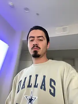 Snapshot of Bbyboyivan chatting on 02/14/25, 08:59 Bbyboyivan online show from 02/14/25, 08:59