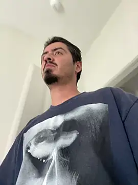 Snapshot of Bbyboyivan chatting on 02/16/25, 09:16 Bbyboyivan online show from 02/16/25, 09:16