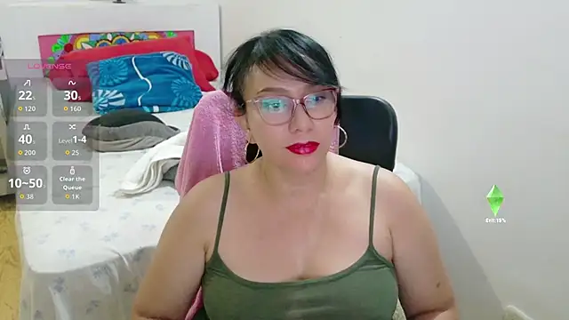 Snapshot of hottplay chatting on 05/30/26, 03:03 hottplay online show from 05/30/26, 03:03