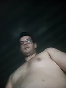 pedrosantos3366 online show from 09/13/25, 10:31