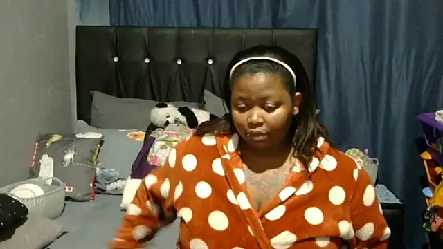 caramelbooty69 online show from 10/07/25, 07:00