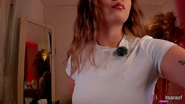 sara cruz011 online show from 11/22/25, 10:42