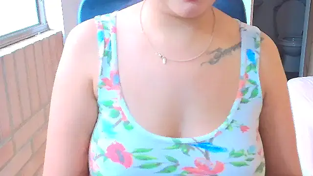 sara2520 online show from 02/08/26, 06:55