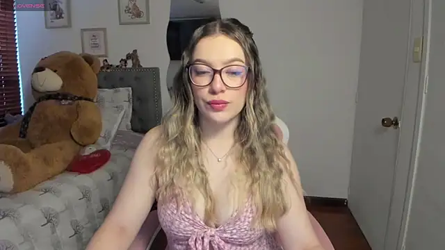 samysweet 8 online show from 04/15/26, 11:39