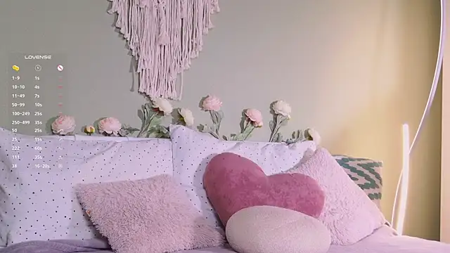 Rinas secret online show from 09/26/25, 10:19