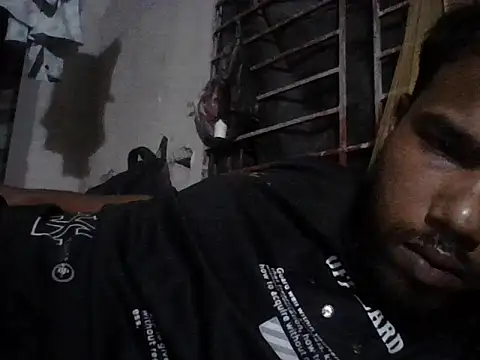 Snapshot of chittagong77 chatting on 11/28/25, 03:25 chittagong77 online show from 11/28/25, 03:25