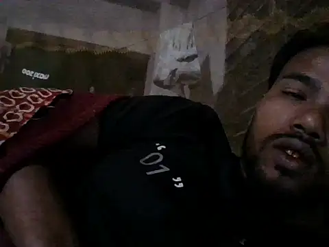 Snapshot of chittagong77 chatting on 12/16/25, 05:40 chittagong77 online show from 12/16/25, 05:40