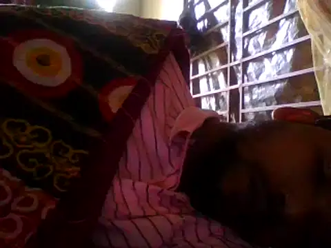 Snapshot of chittagong77 chatting on 12/19/25, 08:21 chittagong77 online show from 12/19/25, 08:21