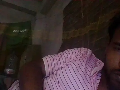 Snapshot of chittagong77 chatting on 12/20/25, 05:53 chittagong77 online show from 12/20/25, 05:53