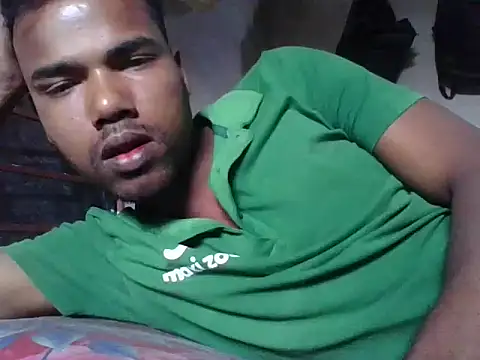 Snapshot of chittagong77 chatting on 01/08/26, 08:27 chittagong77 online show from 01/08/26, 08:27