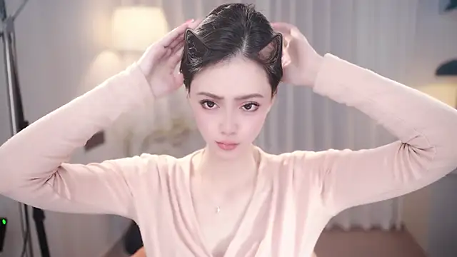 Ocean--Lili online show from 11/10/25, 02:05