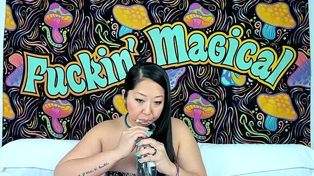 Lexie-Mack online show from 11/11/25, 05:57