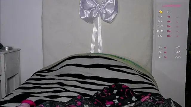 Snapshot of Angelas_dream chatting on 01/28/25, 06:38 Angelas dream online show from 01/28/25, 06:38