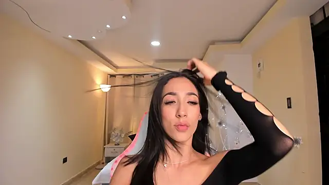 Snapshot of carleee_winter chatting on 12/20/24, 04:09 carleee winter online show from 12/20/24, 04:09