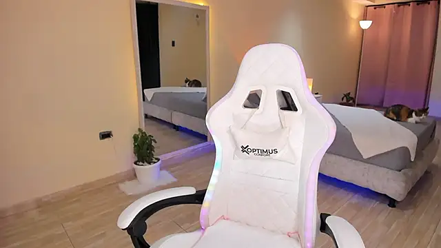 Snapshot of carleee_winter chatting on 09/27/25, 11:43 carleee winter online show from 09/27/25, 11:43