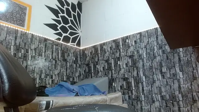 Snapshot of stripnolimits chatting on 07/11/26, 11:39 stripnolimits online show from 07/11/26, 11:39