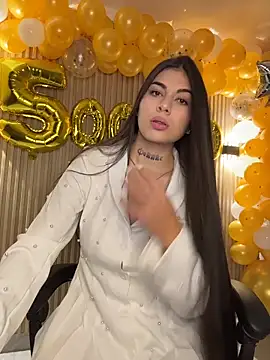 Sarasanders 4 online show from 12/20/25, 05:58