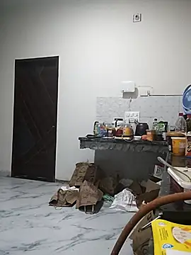 thebrownboi01 online show from 09/30/25, 10:48