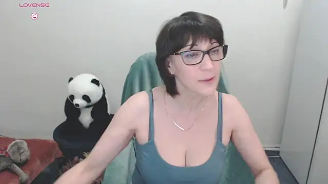 Ammillia online show from 12/02/24, 12:52