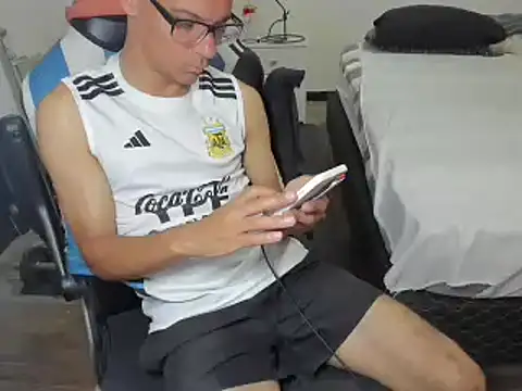 Snapshot of guachin_hunk chatting on 12/06/24, 05:55 guachin hunk online show from 12/06/24, 05:55