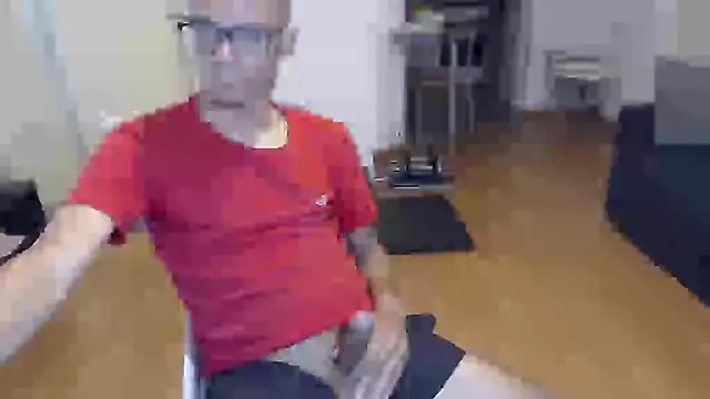 guachin hunk online show from 11/17/25, 03:12