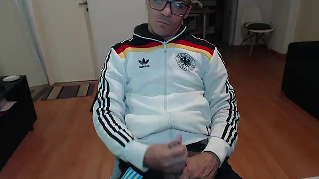 Snapshot of guachin_hunk chatting on 05/10/26, 06:46 guachin hunk online show from 05/10/26, 06:46