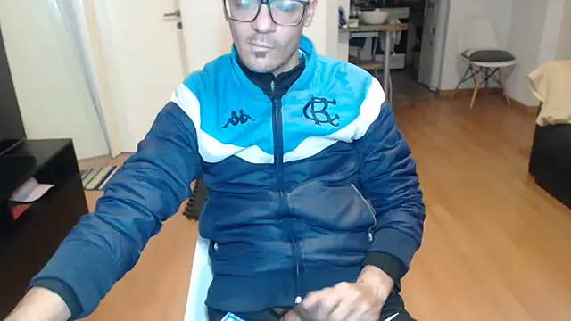 guachin hunk online show from 06/22/26, 04:31