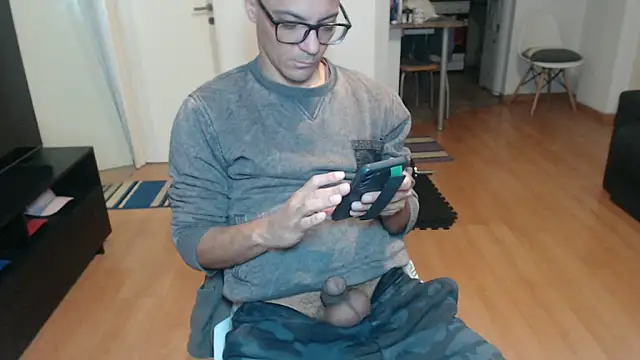 guachin hunk online show from 06/25/26, 05:07
