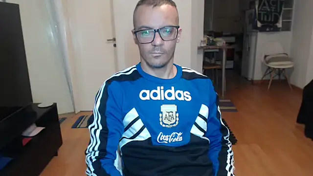 guachin hunk online show from 07/18/26, 11:30