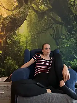 LadyChantale online show from 03/13/25, 09:37