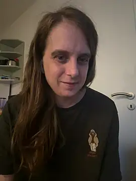 LadyChantale online show from 03/05/26, 06:42