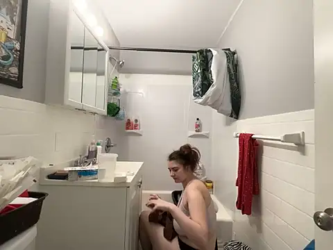 Snowbunnycake 131 online show from 11/03/25, 10:42