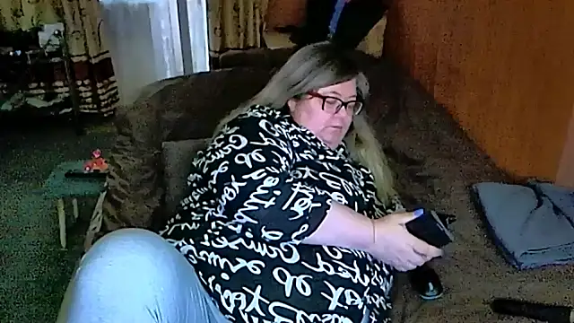 Snapshot of sex2 chatting on 03/16/25, 04:52 sex2 online show from 03/16/25, 04:52