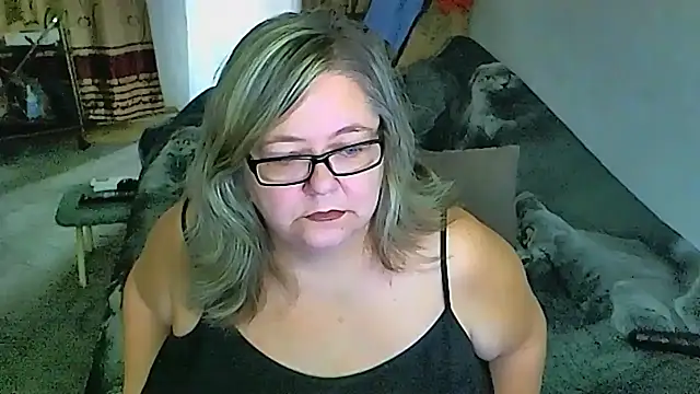 Snapshot of sex2 chatting on 10/07/25, 12:52 sex2 online show from 10/07/25, 12:52