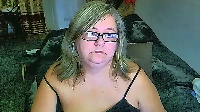 Snapshot of sex2 chatting on 10/10/25, 08:46 sex2 online show from 10/10/25, 08:46
