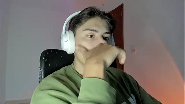 Giordano Russo online show from 01/13/26, 01:38