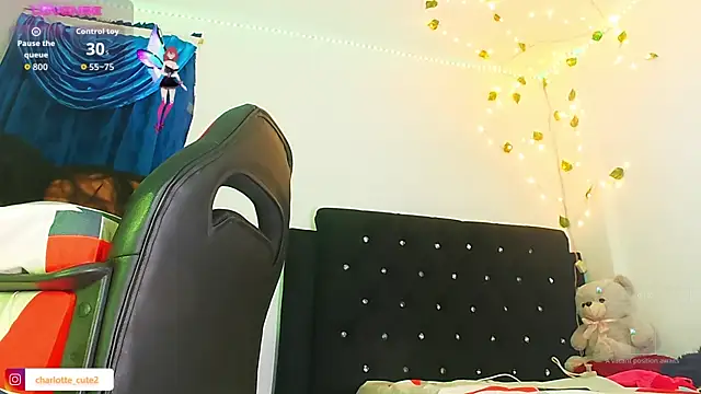 Snapshot of cute_charlotte_ chatting on 09/18/25, 04:47 cute charlotte online show from 09/18/25, 04:47