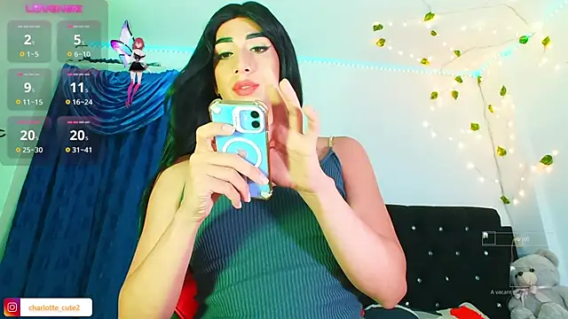 Snapshot of cute_charlotte_ chatting on 10/06/25, 04:43 cute charlotte online show from 10/06/25, 04:43