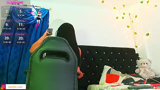 Snapshot of cute_charlotte_ chatting on 10/17/25, 03:31 cute charlotte online show from 10/17/25, 03:31