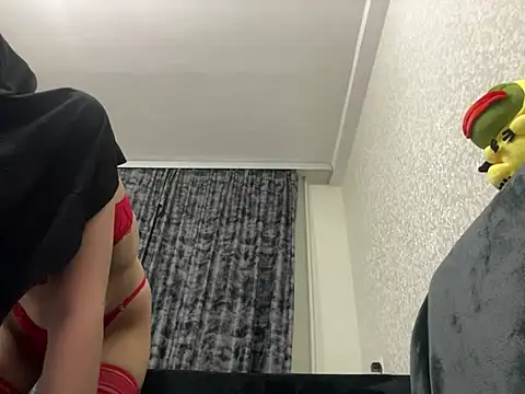 Snapshot of GumusGuray chatting on 02/10/25, 03:13 GumusGuray online show from 02/10/25, 03:13