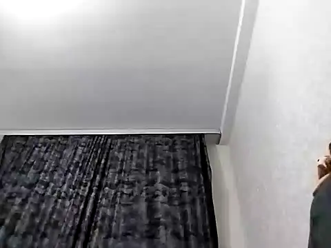 Snapshot of GumusGuray chatting on 03/04/25, 08:16 GumusGuray online show from 03/04/25, 08:16