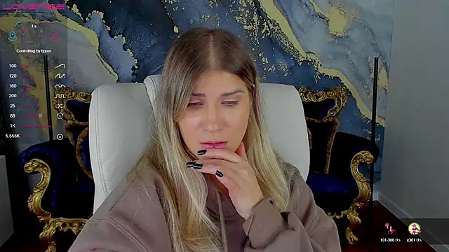 CassandraGood online show from 12/10/24, 02:59