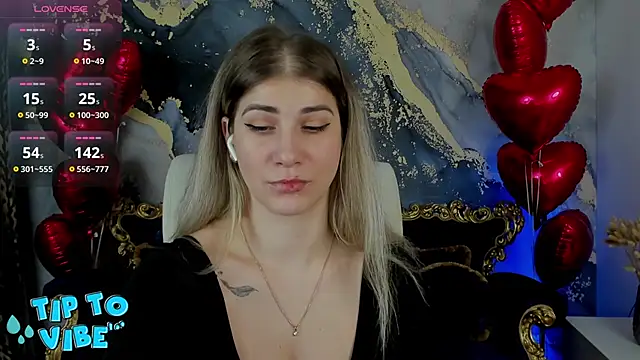 CassandraGood online show from 02/13/25, 10:44