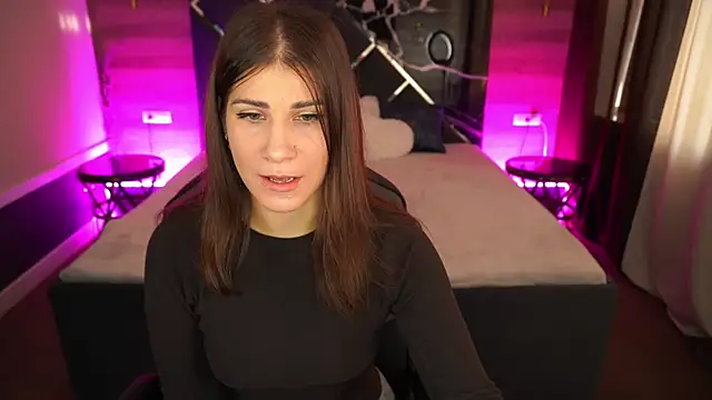 CassandraGood online show from 11/14/25, 07:29