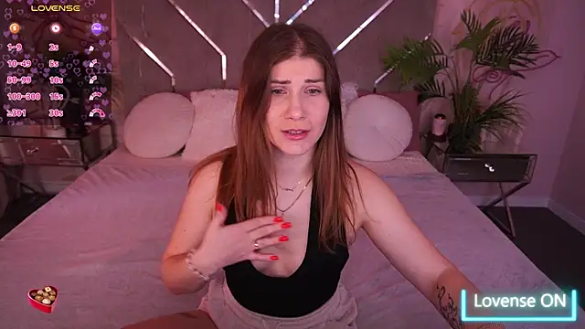 CassandraGood online show from 03/10/26, 07:02