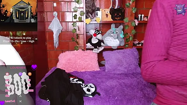 MidoriQuiinn online show from 10/29/25, 02:19