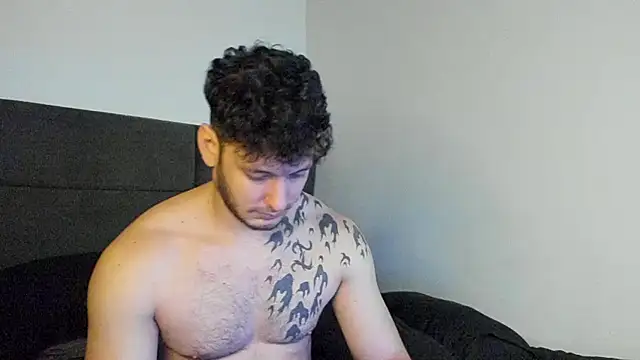 alejandro  2 online show from 11/28/25, 08:00