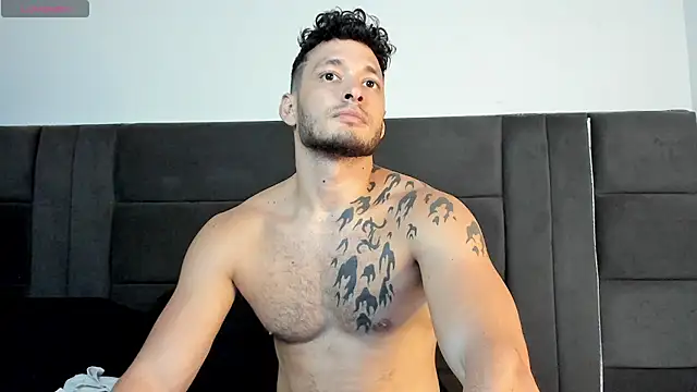 alejandro  2 online show from 04/15/26, 07:58