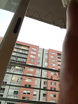 oriana zoeee online show from 01/20/25, 11:10