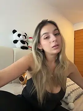 oriana zoeee online show from 02/27/26, 08:42